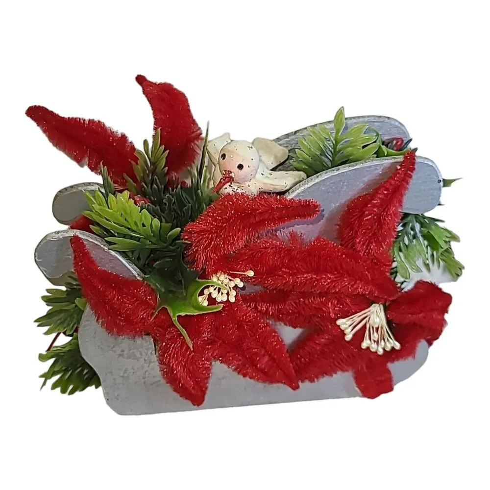 Vintage Kitsch Handmade Christmas Flower Arrangement Centerpiece 8